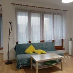 Pronajměte si 3 ložnic/e byt o rozloze 66 m² v Praha