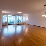 Huur 3 slaapkamer appartement van 111 m² in Zeelst