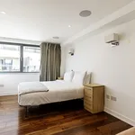 Rent 2 bedroom apartment of 1572 m² in London