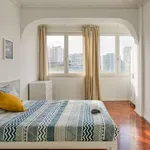 Rent a room in lisbon