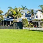 Rent 5 bedroom house in Mt Maunganui