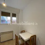 Affitto 3 camera appartamento di 85 m² in Bologna