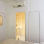 Rent 1 bedroom apartment of 65 m² in rome