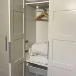 Rent a room in lisbon