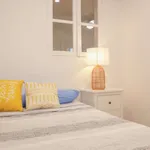 Rent 1 bedroom apartment of 50 m² in madrid