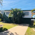 Rent 3 bedroom house of 777 m² in Moranbah