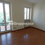 Rent 3 bedroom apartment of 85 m² in Magenta