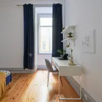 Rent 10 bedroom apartment in Lisbon