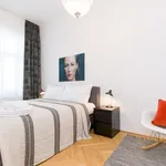 Rent 4 bedroom apartment of 100 m² in Vienna