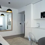 Rent 1 bedroom apartment of 31 m² in Lisbon