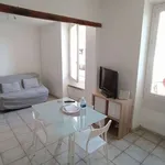 Rent 1 bedroom apartment of 20 m² in Salon-de-Provence