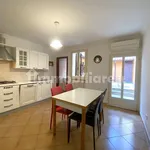 Affitto 4 camera casa di 132 m² in Forlì