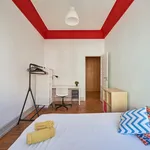 Rent 11 bedroom apartment in Lisbon