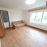 Pronajměte si 3 ložnic/e byt o rozloze 114 m² v Veselice