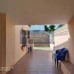 Rent 2 bedroom house of 431 m² in Malaga