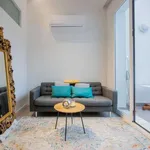 Rent 1 bedroom apartment of 65 m² in valencia