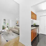 Rent 2 bedroom apartment of 105 m² in Manhattan