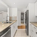 Appartement de 1636 m² avec 2 chambre(s) en location à Old Toronto