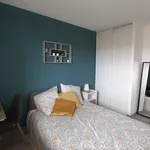 Rent 4 bedroom apartment of 70 m² in Toulouse