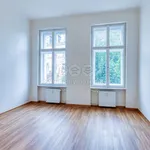 Pronajměte si 3 ložnic/e byt o rozloze 64 m² v Karlovy Vary