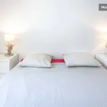 Rent 2 bedroom apartment of 75 m² in Paris