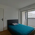 Appartement de 68 m² avec 4 chambre(s) en location à Pontoise