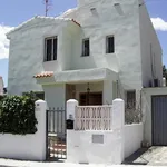 Rent 3 bedroom house of 120 m² in Castellon']