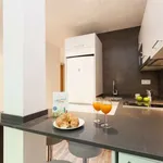 Rent 1 bedroom apartment of 40 m² in Barcelona