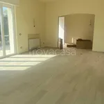 Rent 6 bedroom apartment of 160 m² in Porcari