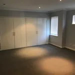 Rent 5 bedroom house in Morley