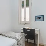 Rent a room in Madrid