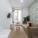 Rent 2 bedroom apartment of 25 m² in madrid