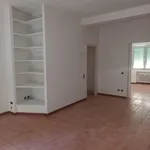 Rent 1 bedroom apartment of 500 m² in MESTRE