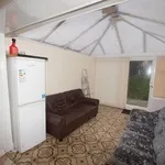 Rent 4 bedroom apartment in West Midlands