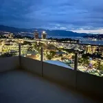 Rent 2 bedroom apartment of 139 m² in Kelowna