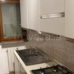 Affitto 5 camera appartamento di 75 m² in Montecatini-Terme