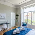 Rent a room in lisbon