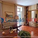 Rent 4 bedroom apartment of 180 m² in Naples