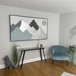 Appartement de 699 m² avec 1 chambre(s) en location à Toronto