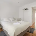 Rent 2 bedroom apartment of 70 m² in lisbon