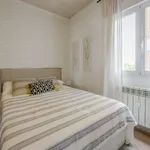 Rent a room of 125 m² in madrid