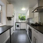 Rent 3 bedroom flat in West Midlands