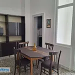 Appartamento arredato con terrazzo Centro