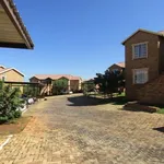 Rent 3 bedroom apartment in Roodepoort