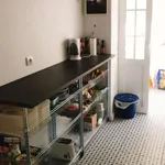 Rent a room of 80 m² in lisbon