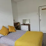 Rent 8 bedroom house in Dublin