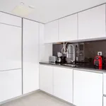 Rent 2 bedroom apartment of 700 m² in Lisbon