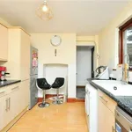 Rent 3 bedroom flat in Wales