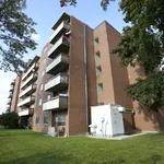 Rent 2 bedroom apartment of 82 m² in Collingwood