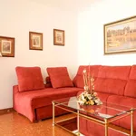 Rent a room of 90 m² in seville